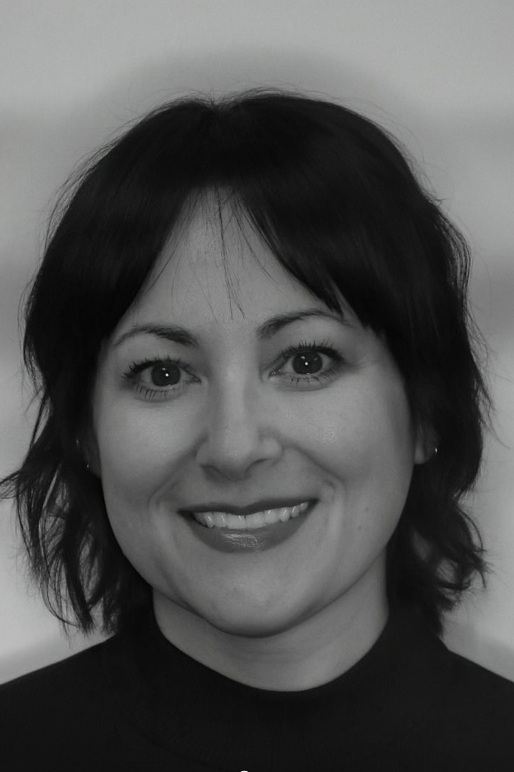 Portrait of Liza Manolis