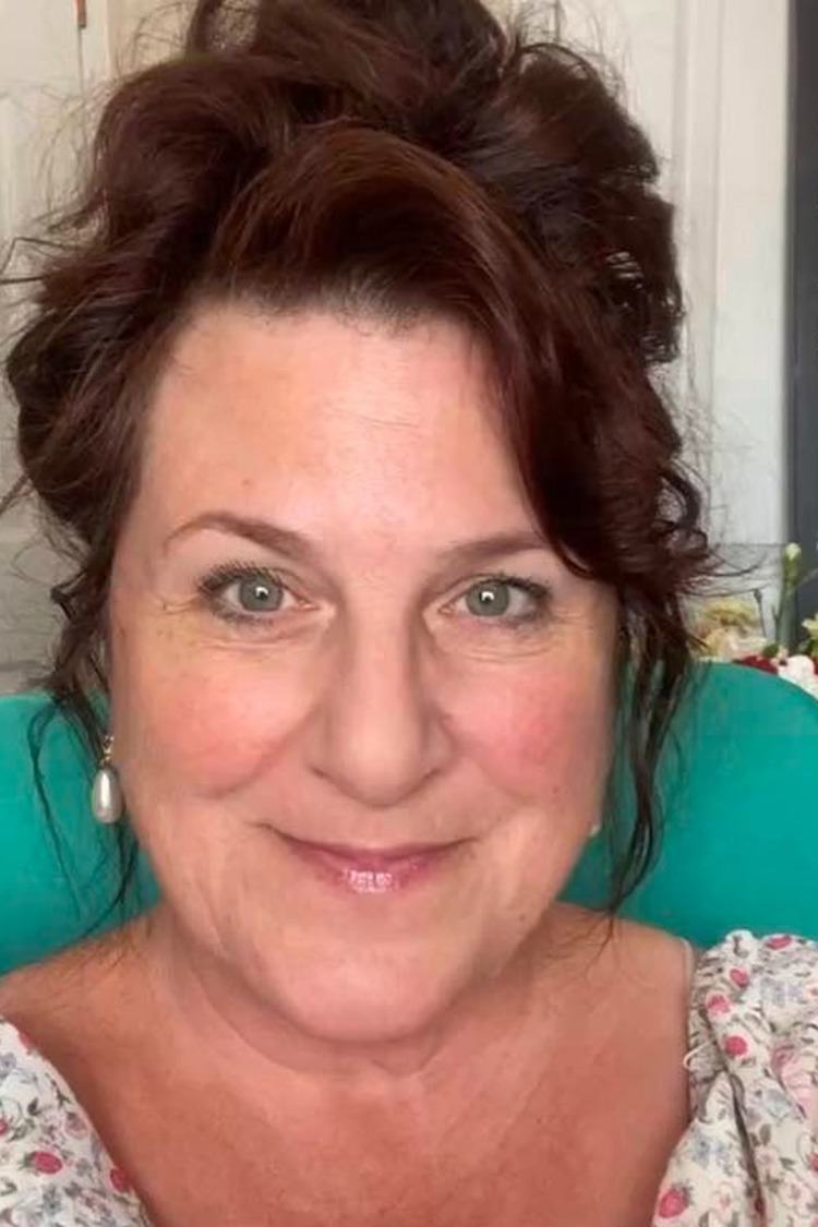 Portrait of Janice Selbie