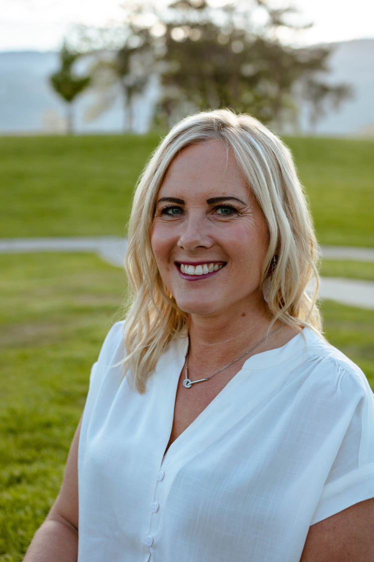 Portrait of Ellen Reimer