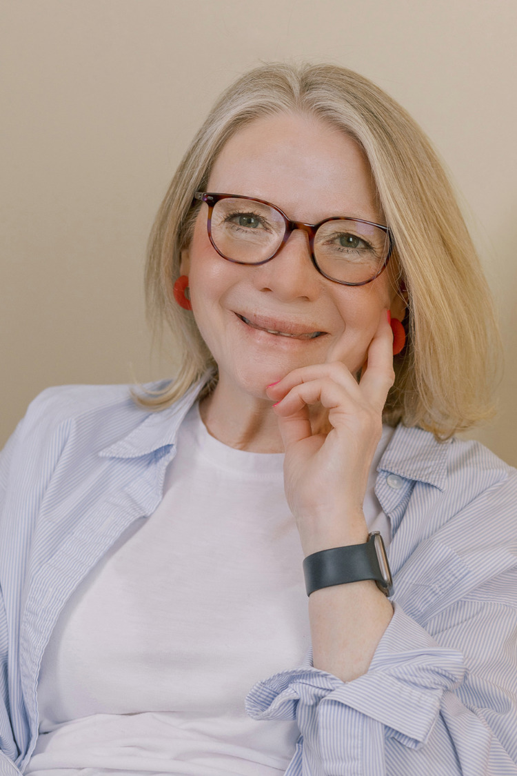 Portrait of Jayne Batten