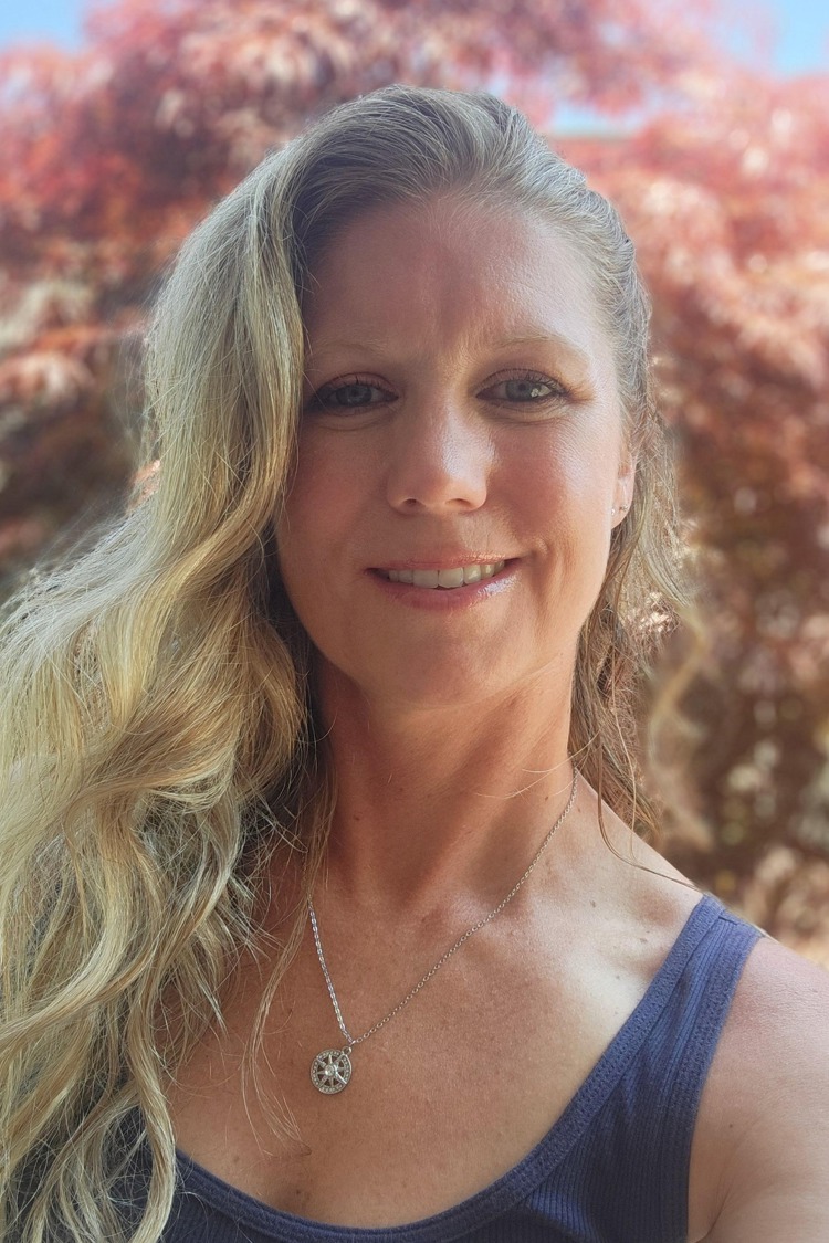 Portrait of Allison Abbott