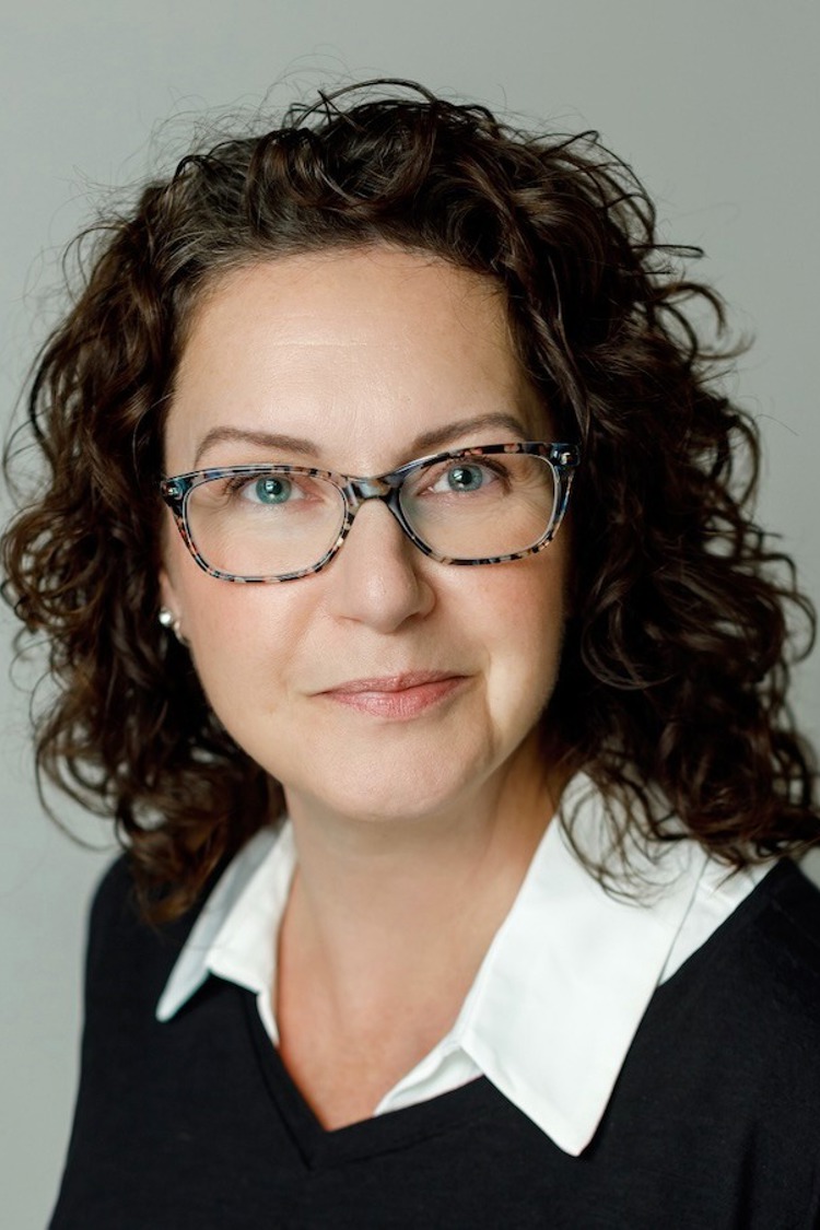 Portrait of Lola Shanks