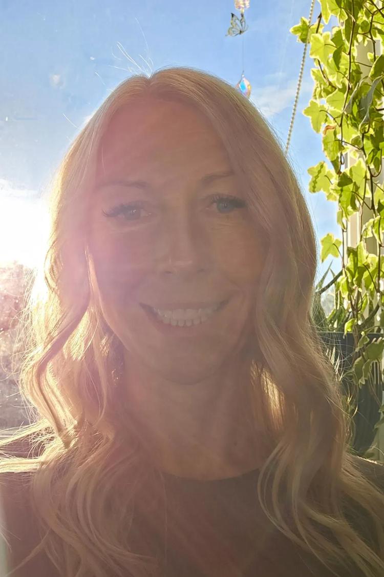 Portrait of Jennifer Cuddington